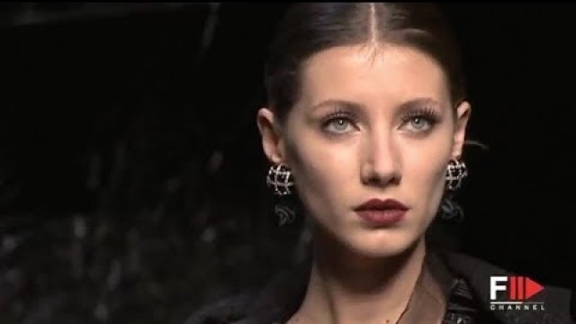 'MARIELLA BURANI Fall 2009/2010 Milan - Fashion Channel'