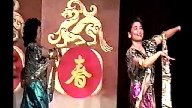 '1990\'s Atlanta Chinese Fashion and Dance Show'