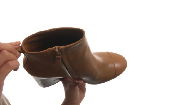 'Tory Burch  Grove 100mm Bootie SKU:8859116'