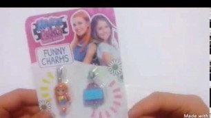 'Magazine 8 funny charms Maggie e bianca fashion Friends'