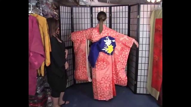 'Kyoto Kimono - How to Wear Kimono'