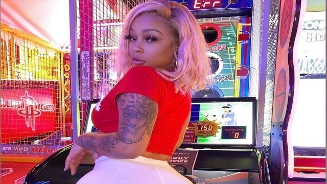 'Miss Marcedes Curvy Model | Attractive Figure | Fashion Nova | Bio | Wiki | Age | Career & More'