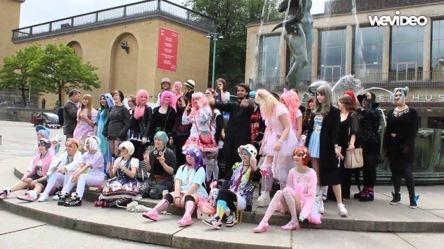 'HARAJUKU FASHION WALK IN SWEDEN?!'