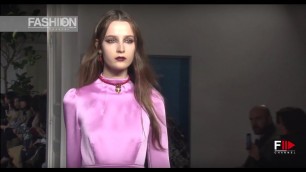 'VALENTINO Fall Winter 2017-18 Paris Fashion Week - Fashion Channel'