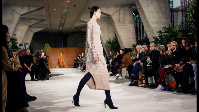 'Loewe | Fall Winter 2016/2017 Full Fashion Show | Exclusive'