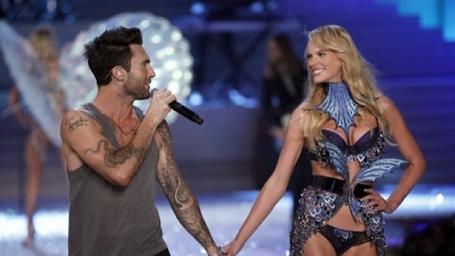 'Maroom 5, Moves Like Jagger - Adam Levine - Victoria\'s Secret Fashion Show'