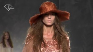 'fashiontv | FTV.com - MILAN W S/S 11 - ALBERTA FERRETTI FULL SHOW'