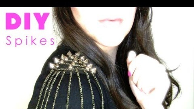 'Fashion Friday: DIY Edgy Spikey Top'